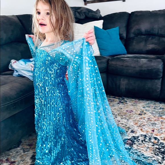 Meet your Posher, Melanie - Picture 2 of 2